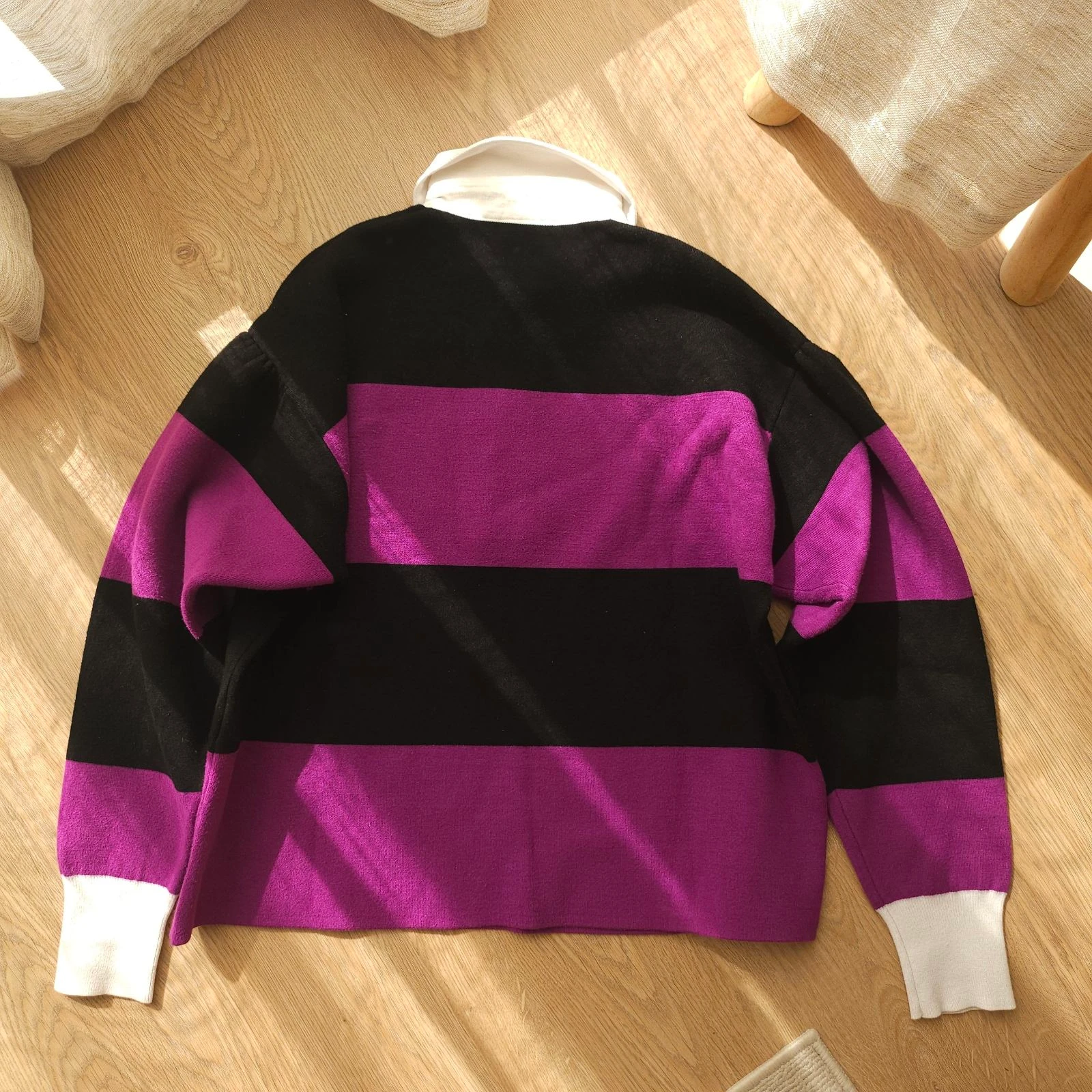 Sandro suéter rayado violeta negro cuello camionero con cremallera – photo 3